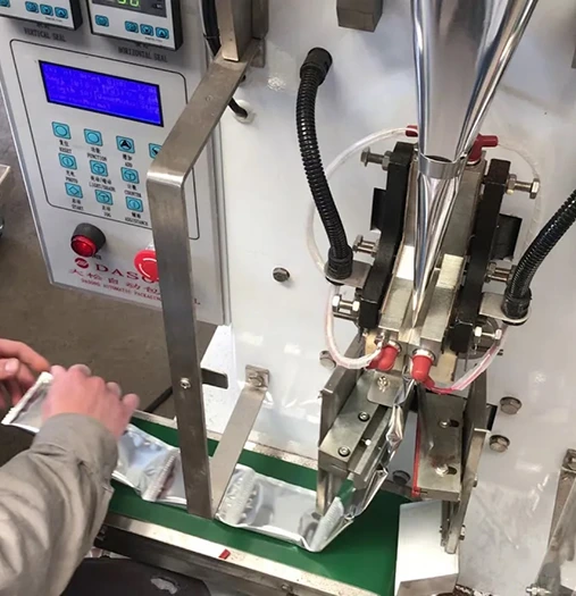 Автоматический упаковщик в пакеты